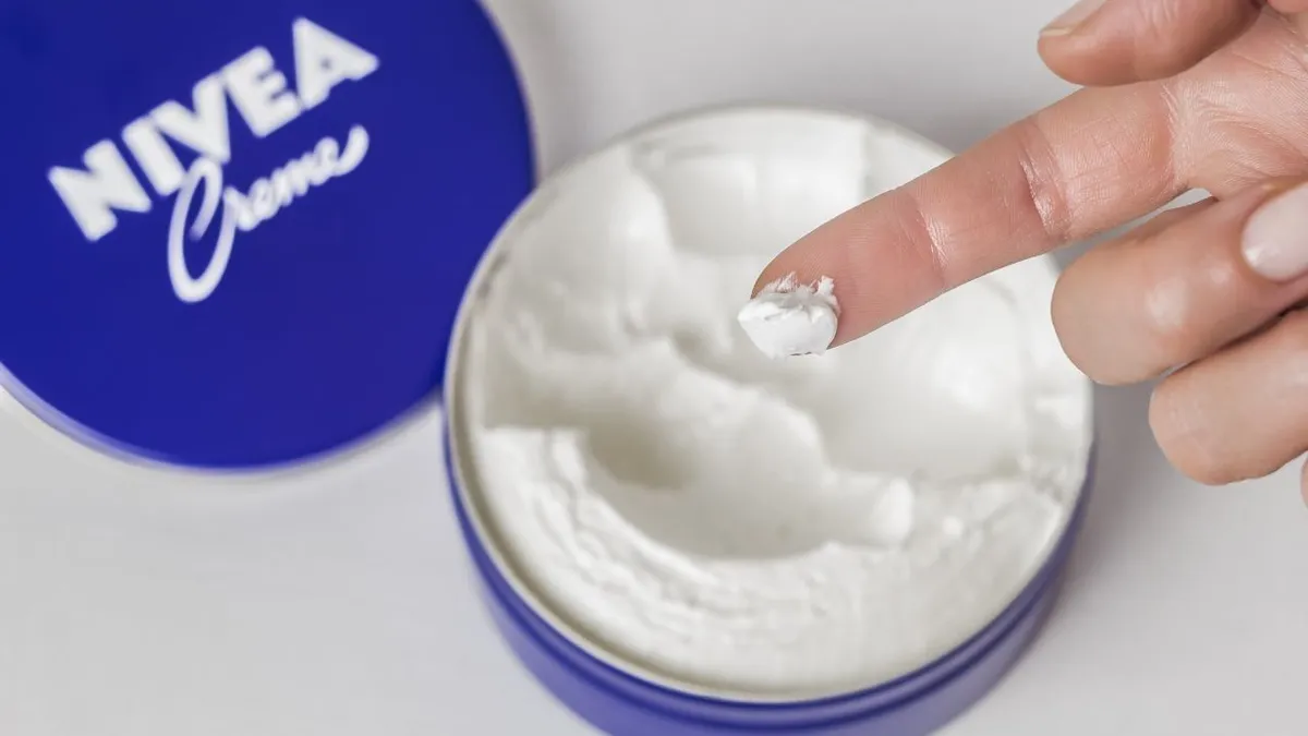 De tijdloze aantrekkingskracht van Nivea-crème